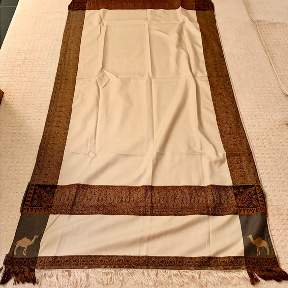 GENUINE EGYPTIAN TABLECLOTH - Picture 2 of 4